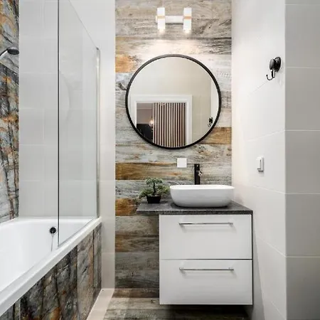 Deluxe Free Parking Apartment Warsaw